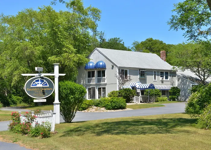 Captains Quarters Motel & Conference Center